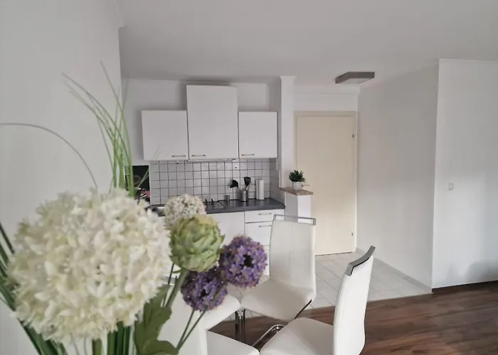 Nobile Lumaris 104 *